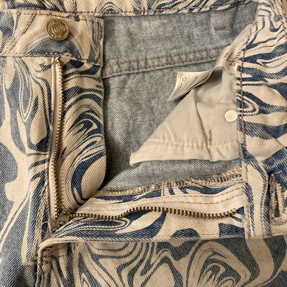 Women’s Adika Denim Jeans - Picture 6 of 8